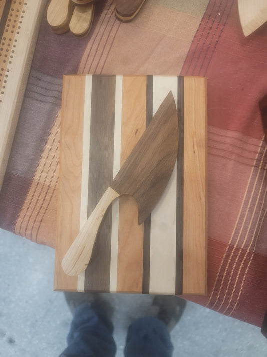 Serving/Charcuterie Board with Knife/Spreader Set